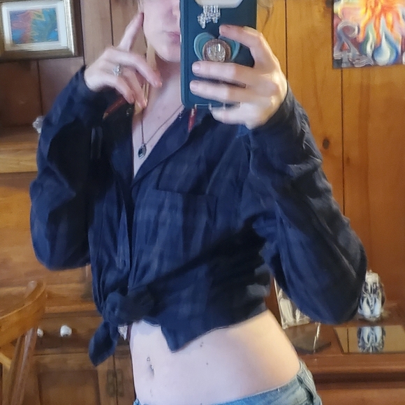 Indian Motorcycle navy blue gray and black plaid button down longsleeve shirt. - Picture 4 of 16